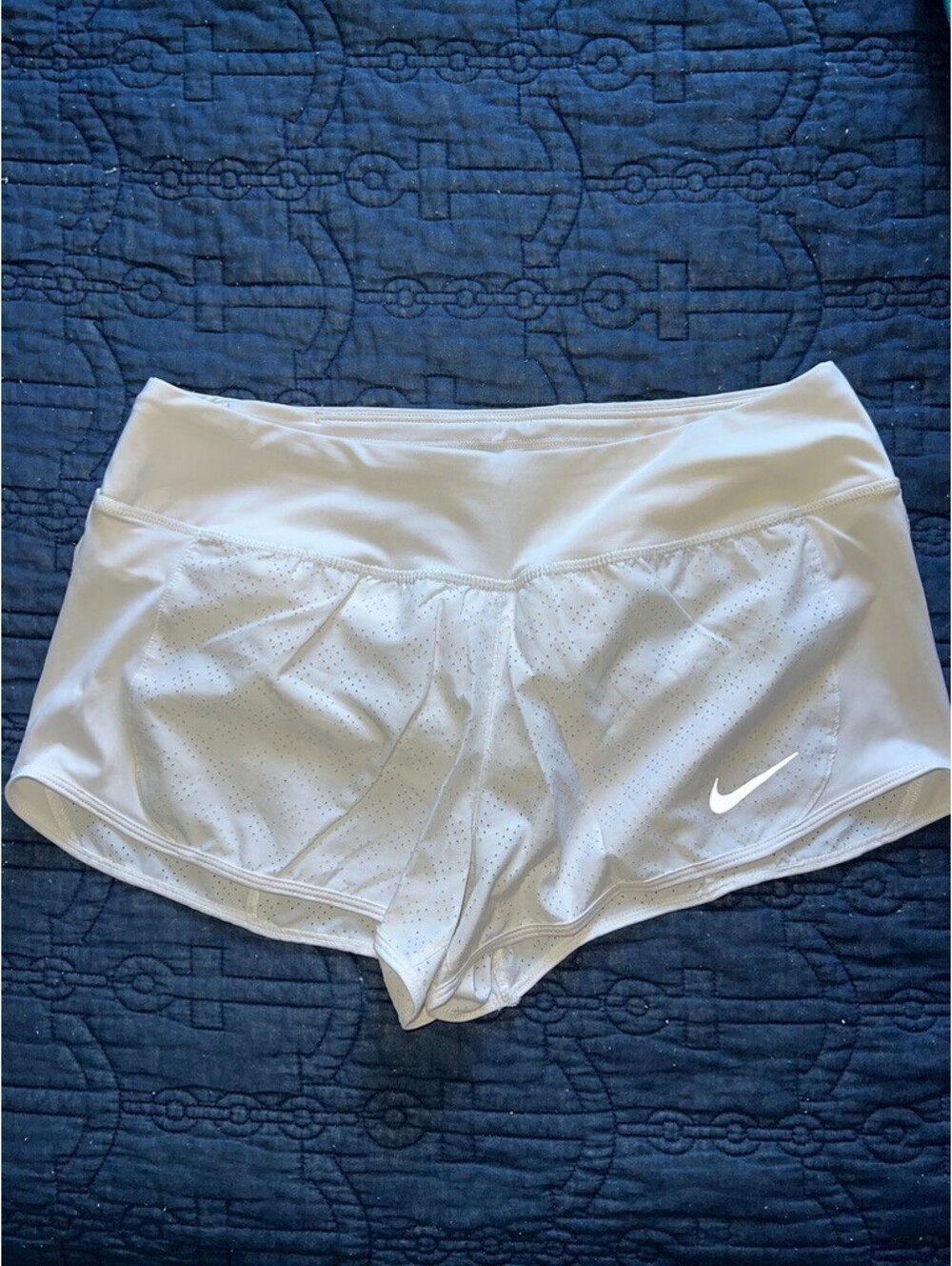 women's Nike dri fit 3" white perforated running shorts M
